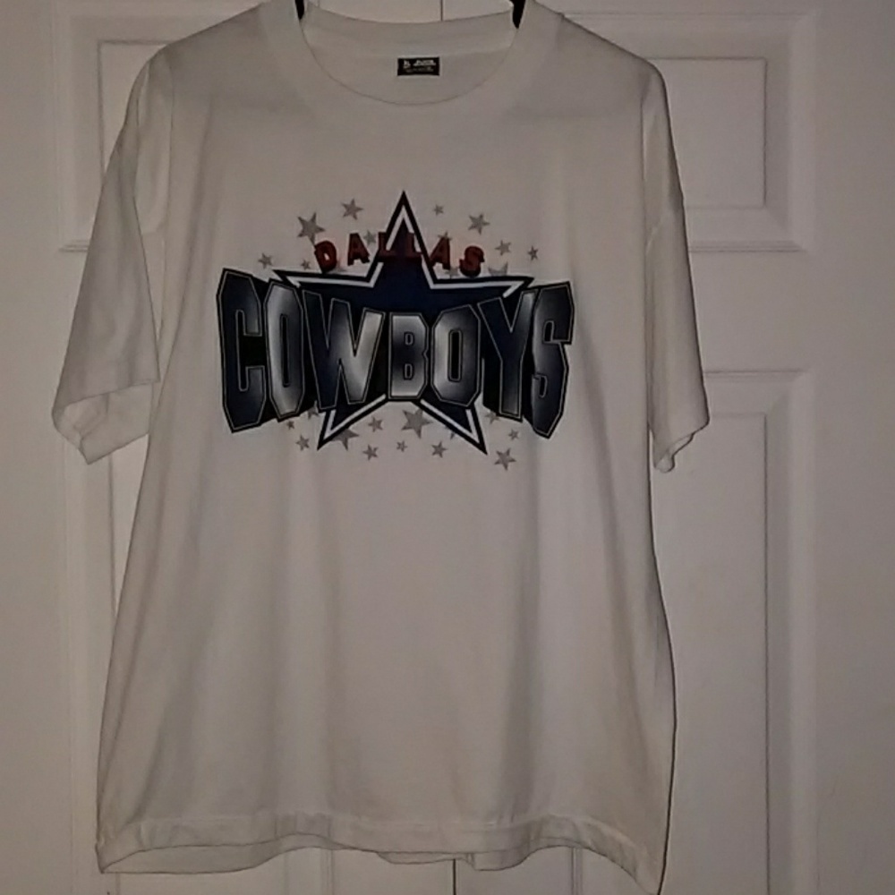 NWOT Dallas Cowboys Tee
